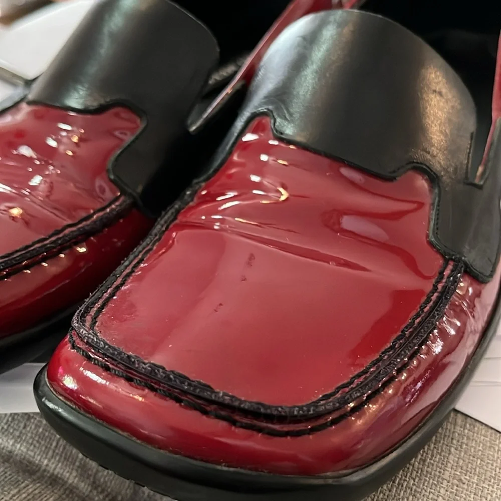 SESTO MEUCCI PATENT LEATHER LOAFERS RED BLACK SIZE 7.5M MADE IN ITALY